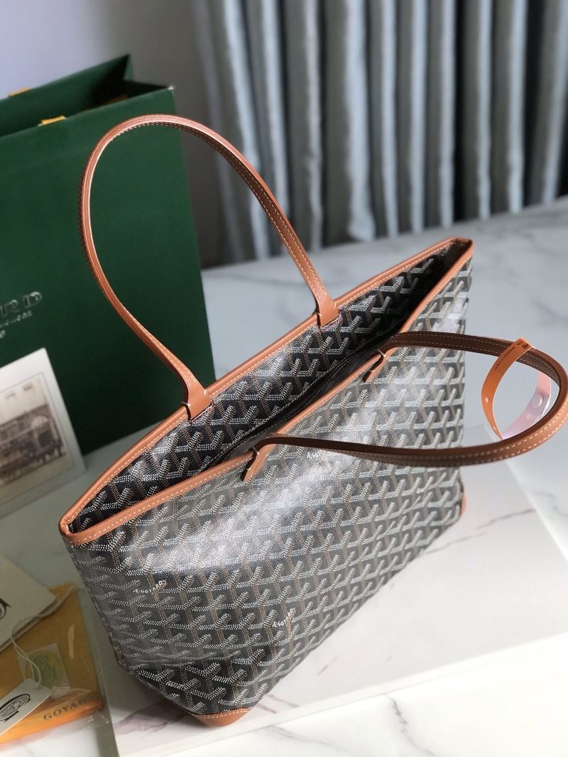 Goyard Shopping Bags